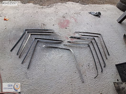 MERCEDES W124 ÖN CAM ÇITASI