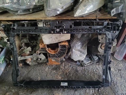 Skoda. Super b ón panel