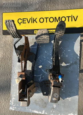RENAULT KANGOO 3 PEDAL TAKIMI ÇEVİK OTO ORJİNAL ÇIKMA BURSA