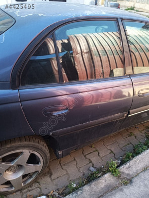 1995 opel omega sağ arka kapı