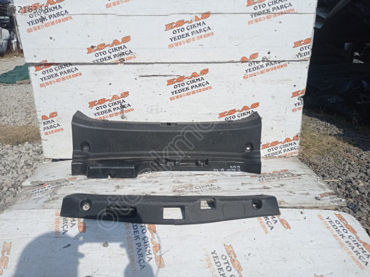 MERCEDES E CLASS W213 BAGAJ KİLİT KARŞILIĞI TAKIM ÇIKMA 16-20