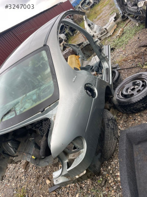 Renault Megan 1 sağ arka çamurluk