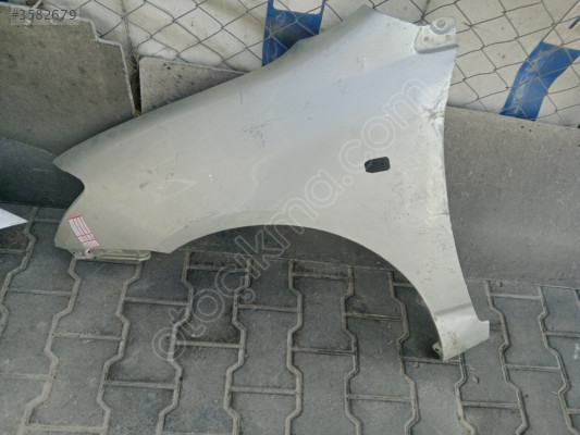 Toyota Corolla  çamurluk