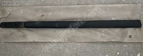 CLİO 3 ÖN KAPI ÇITASI 8200289913