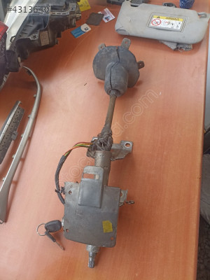 Renault Clio 1-2 Direksiyon Kolunu