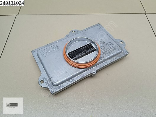Volvo XC90 31395944 LED FAR BEYNİ