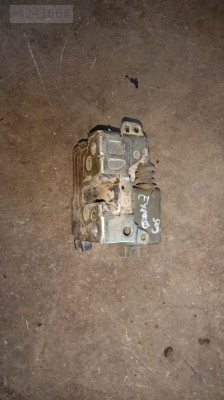 Renault esprexx  sağ ön kapı kilidi