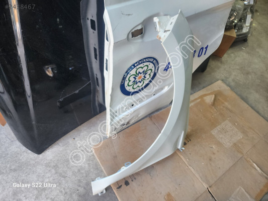 Renault Clio 5 sol ön çamurluk orjinal çıkma