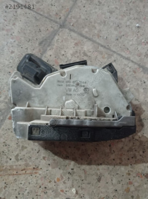6RD837016A 12-17 VW JETTA ORİJİNAL ÇIKMA SAĞ ÖN KAPI KİLİDİ