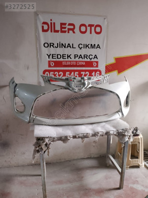 Toyota yarıs ön tanpon