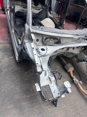 Citroen c elysee sağ ön şase kolu