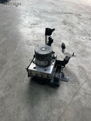 RENAULT CLİO 5 1.O TCE ABS BEYNİ