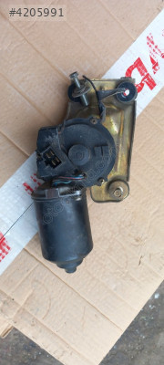 Mazda 626 silecek motoru