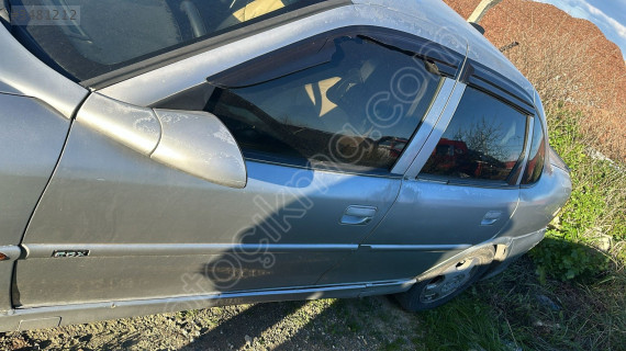 OPEL VECTRA B ÇIKMA ORJİNAL SOL ÖN KAPIVE TÜM PARÇALARI