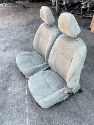 Toyota Corolla Ön Koltuklar