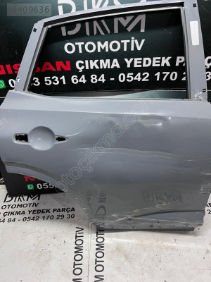Nissan Qashqai J12 Sağ Arka Kapı
