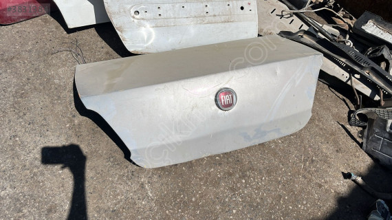 Fiat Linea Modeli İçin Çıkma Bagaj Kapağı