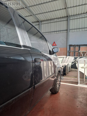 FIAT IDEA SAĞ ÖN KAPI