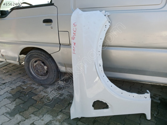 Ford Ranger sağ ön çamurluk çıkma orijinal bu