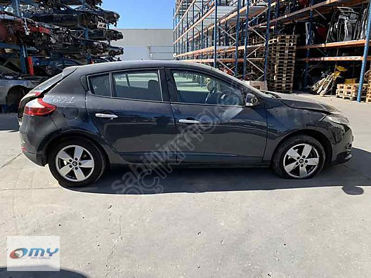 MEGANE 3 TORPİDO GÖĞÜS , DİREKSİYON YOLCU AİRBAG , AİRBAG BEYNİ