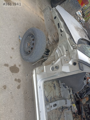 Ford Focus sol ön şase potye