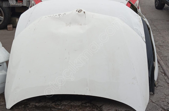 SKODA OCTAVİA ORJİNAL ÇIKMA MOTOR KAPUTU