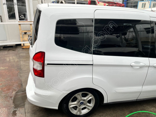 FORD COURİER SAĞ SOL ARKA ÇAMURLUK BEYAZ HATASIZ