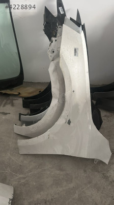 Skoda Octavia sol ön çamurluk 13-18