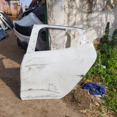 Renault clio 5 sol arka kapı