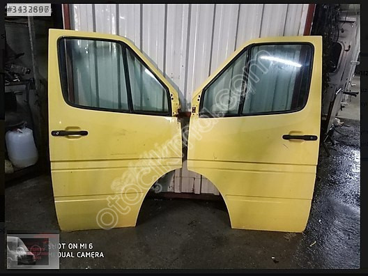 Volkswagen Golt sol kapı camı