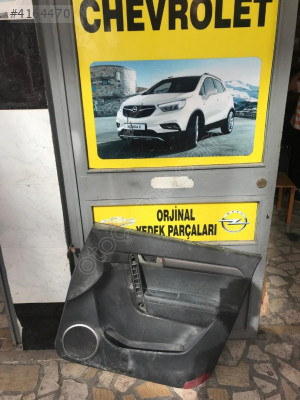 opel antara sağ ön kapı döşemesi