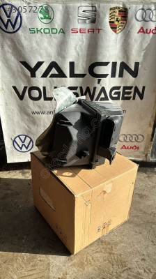 AUDİ A4 1.8 DÜZ HAVA FİLTRE KUTUSU