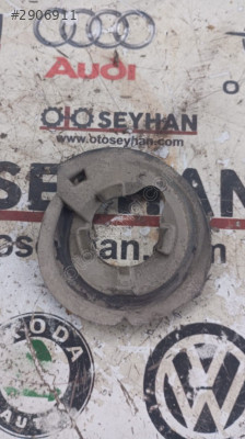 48158-0D020 Toyota Yaris 2015 ön helezon alt lastiği