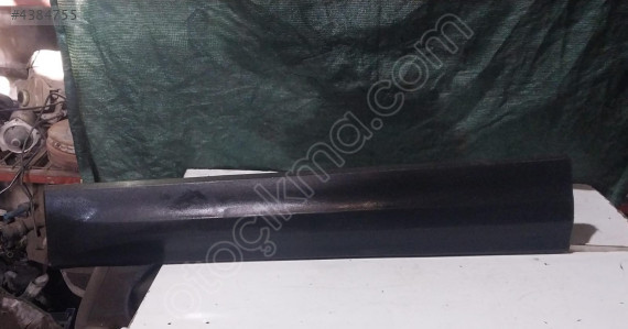 57A854940 orj 15-23 skoda karoQ sağ ön kapı bandı