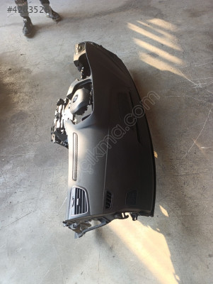 Megane 4 orijinal torpido göğüs