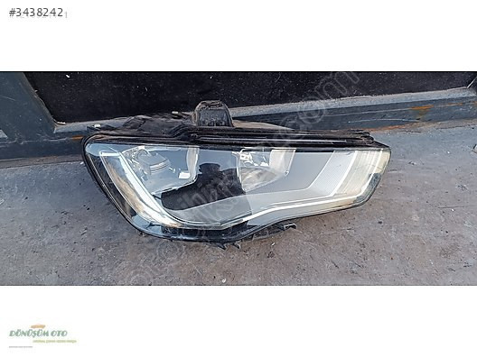 AUDİ A3 ÇIKMA SAĞ FAR DÜZ 2013 -