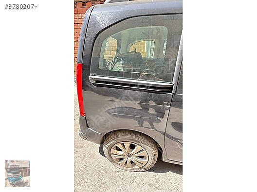 Citroen Berlingo 2011-2015 1.6 tdi sağ arka çamurluk