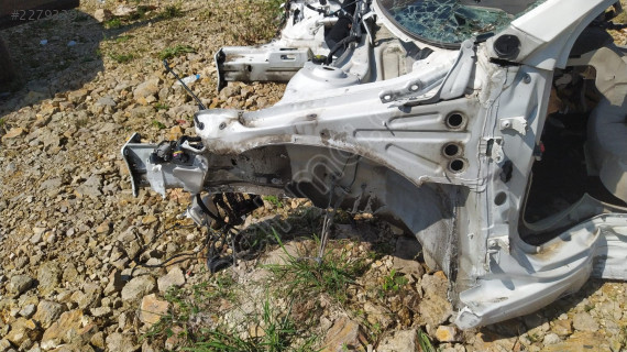 Skoda Octavia kesme sol ön podye çıkma