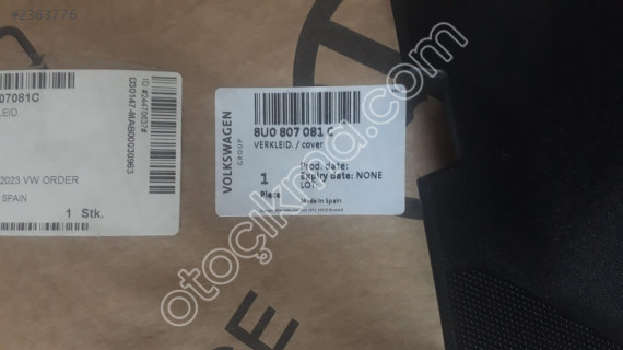 AUDİ Q3 15-18 ÖN PANEL ÜST KAPLAMA 8U0807081C