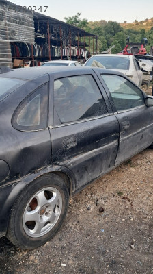OPEL VECTRA B SAG ARKA KAPI.OTO ERKAN ÜNYE