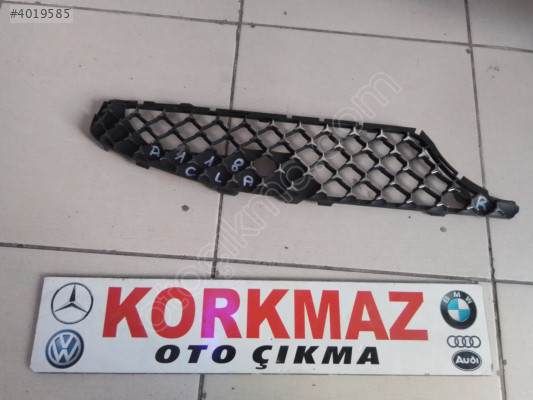 MERCEDES CLA A118 SAĞ ÖN IZGARA