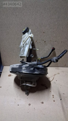 2014/18 VOLVO V40 VESTANOZ YAĞ DEPOSU SÖKME ORJİNAL