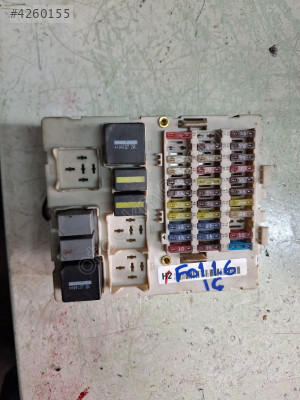 FORD FOCUS 1 ARAÇ İÇİ SİGORTA KUTUSU ÇIKMA ORJİNAL YEDEK PARÇA