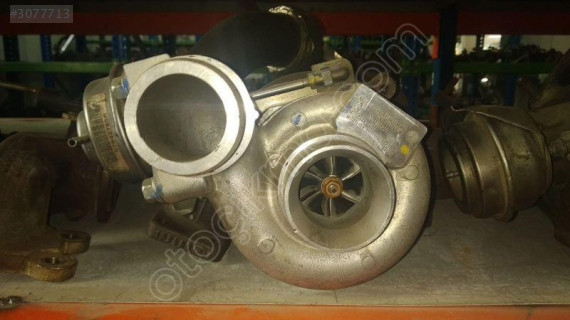 VOLKSWAGEN CRAFTER 2005 2016 TURBO 076145701R