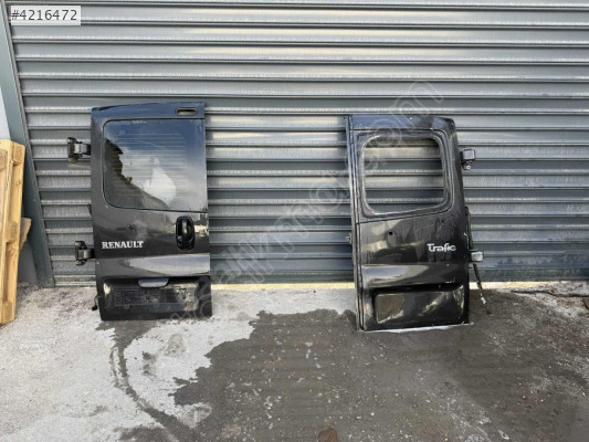 Renault trafic sağ sol bağaj