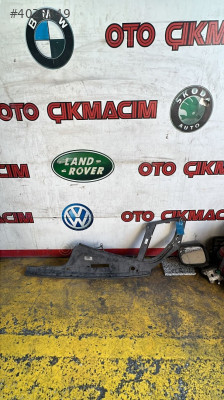 BMW F10 F11 F18 ÇAMURLUK ÜST BAKALİTİ  7019804