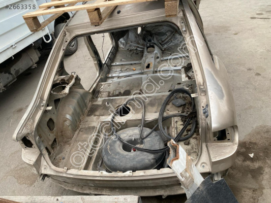 RENAULT LAGUNA 1 SOL ARKA ÇAMURLUK 1996-2001 MODEL