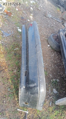 Renault Laguna 1 arka tampon çıkma