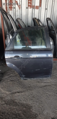 FOCUS 2.5 SAĞ ARKA KAPI ÇIKMA ORJJINAL