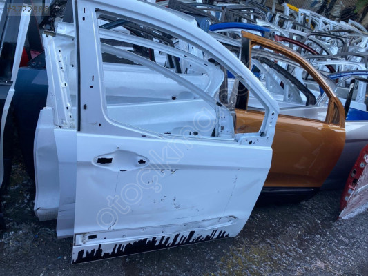 MİRİM OTODAN FORD COURİER SAĞ ÖN KAPI